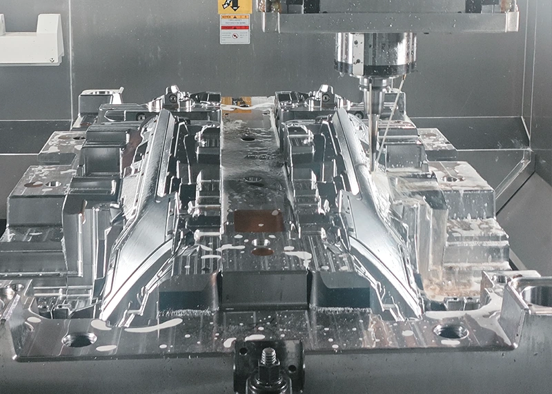 Zhongyue Mould développe des moules d'injection plastique respectueux de l'environnement, optimisés pour les matériaux PCR afin de soutenir l'économie circulaire